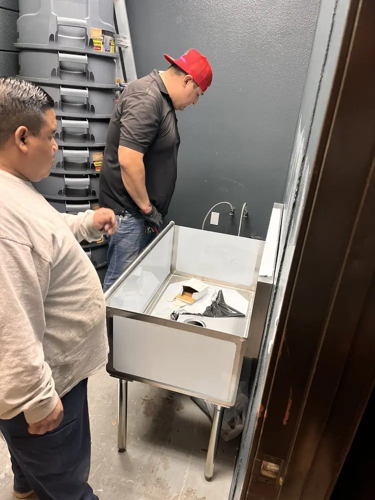 Commercial plumbing and sink installation in Ladera Heights